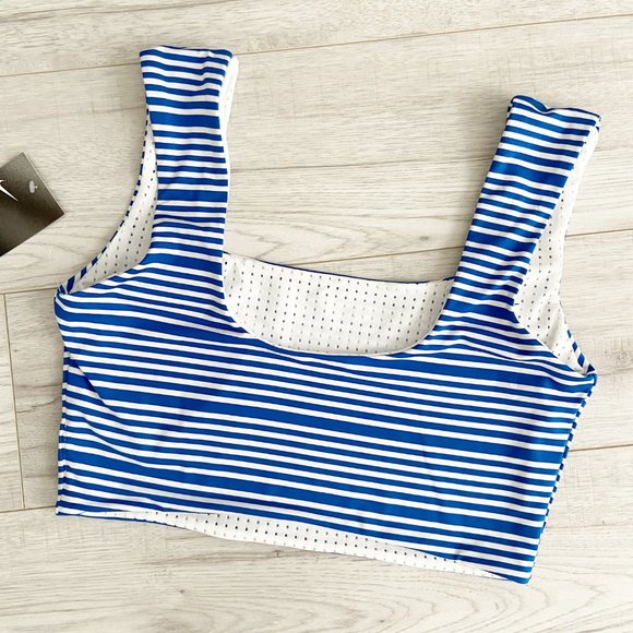 🌺SOLD🌺 Nike | Reversible Sport Mesh Midkini Top - Picture 3 of 7